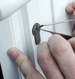 Safe Key Store Willernie, MN 651-674-3364 Safe Key Store Willernie, MN 651-674-3364 - 18-Emergency-Opening